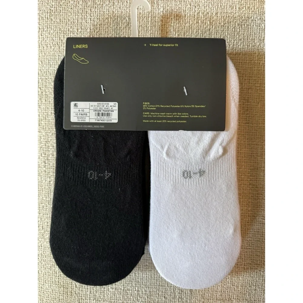 All in Motion Women's 10pk Lightweight Liner Socks Black/White Size 4-10